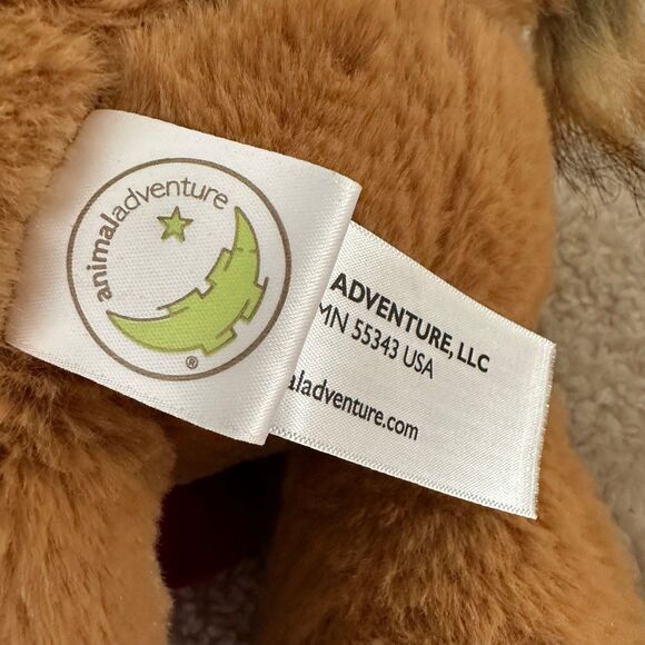 NWT Animal Adventure Lion Holding Heart 16” Stuffed Animal Plush - Picture 5 of 8